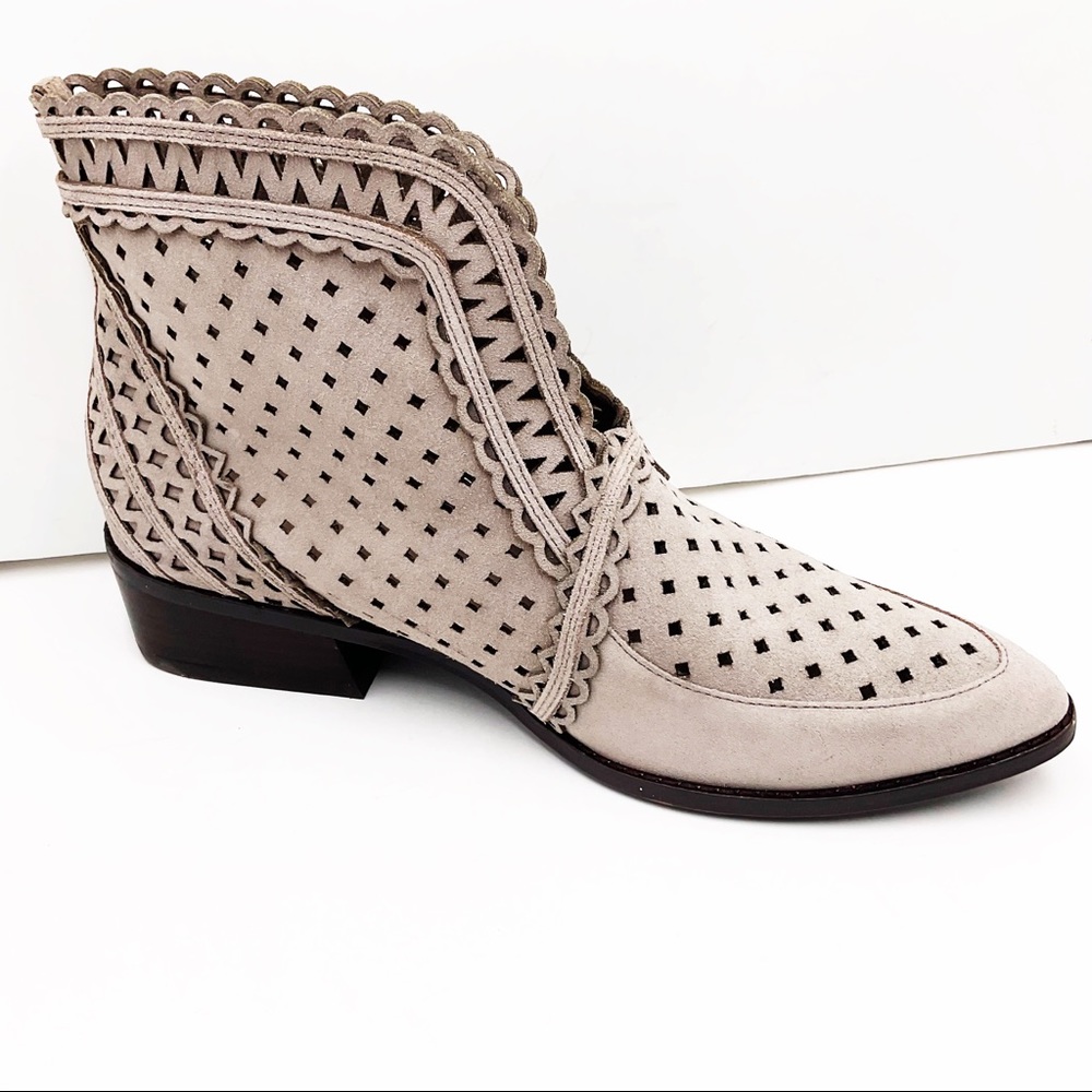 🆕{Cecilia NY} Tate Perforated Suede Ankle Booties